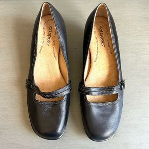 Softspots Mary Jane Black Button Detail Square Toe Leather Heel Pump Sz 7.5 WW